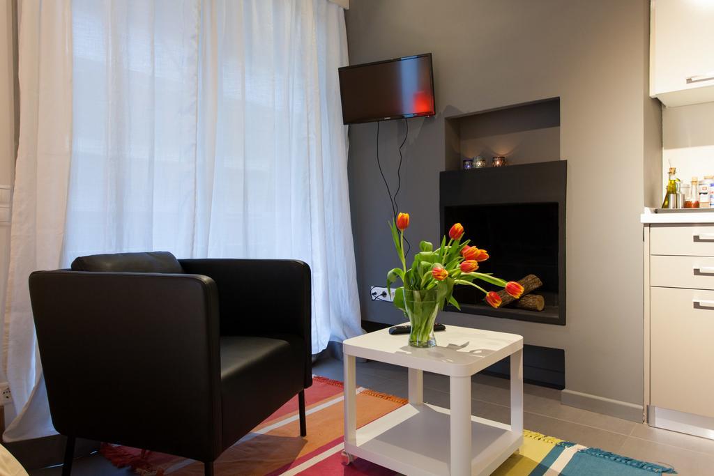 Homz Studios Neapolis เอเธนส์ ภายนอก รูปภาพ