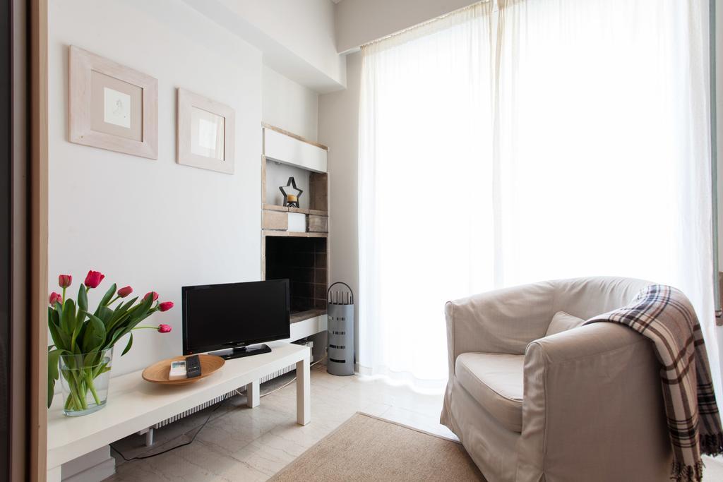 Homz Studios Neapolis เอเธนส์ ภายนอก รูปภาพ