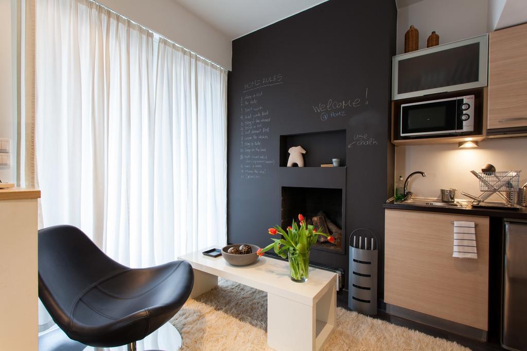 Homz Studios Neapolis เอเธนส์ ภายนอก รูปภาพ