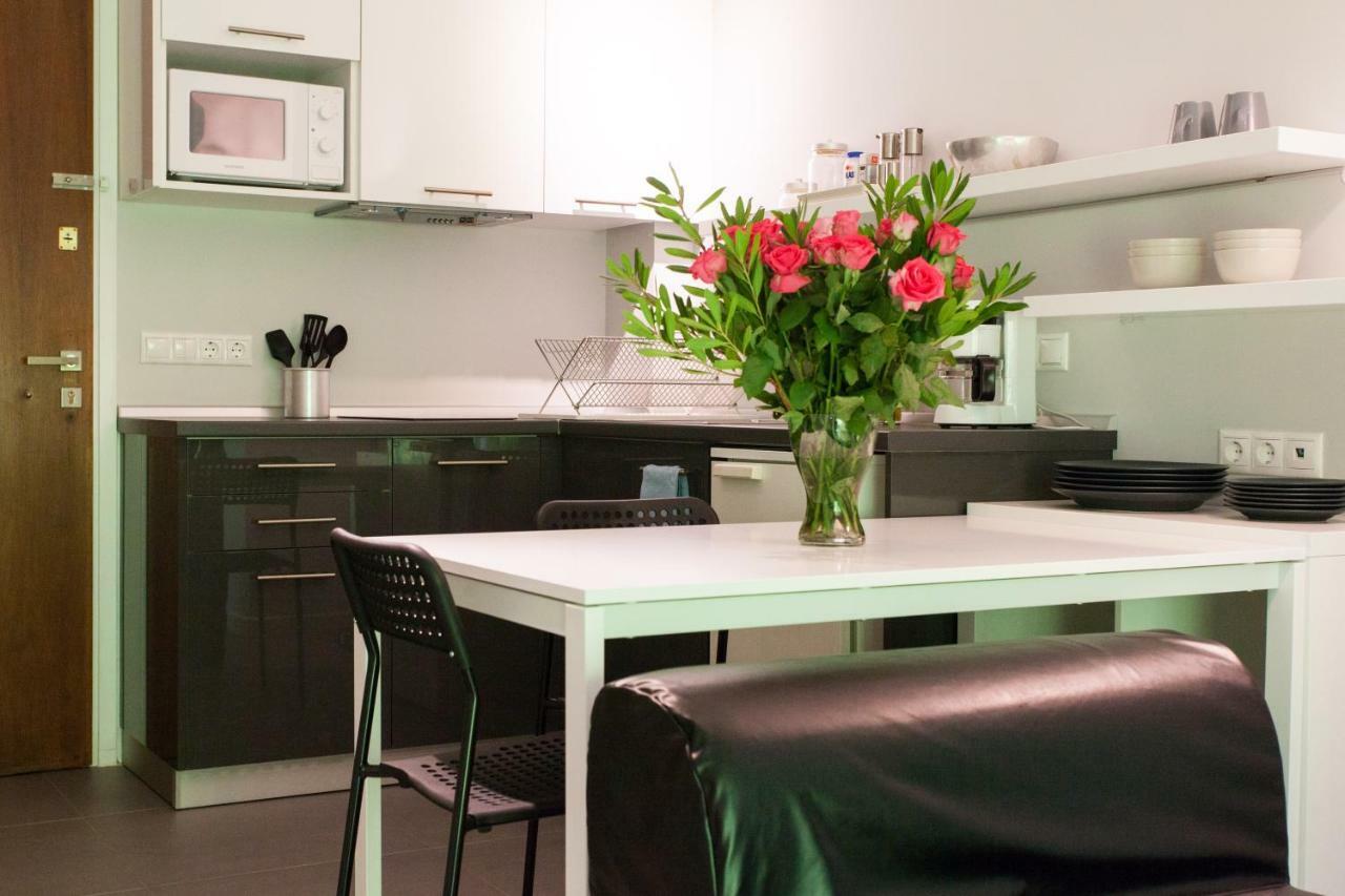 Homz Studios Neapolis เอเธนส์ ภายนอก รูปภาพ